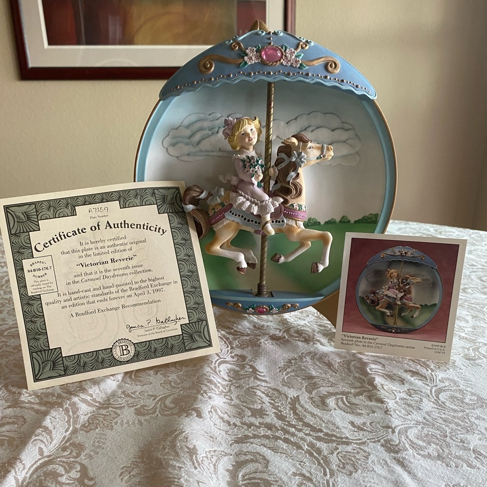 7th PLATE VINTAGE ‘1994 VICTORIAN REVERIE’ of the CAROUSEL DAYDREAMS COLLECTION